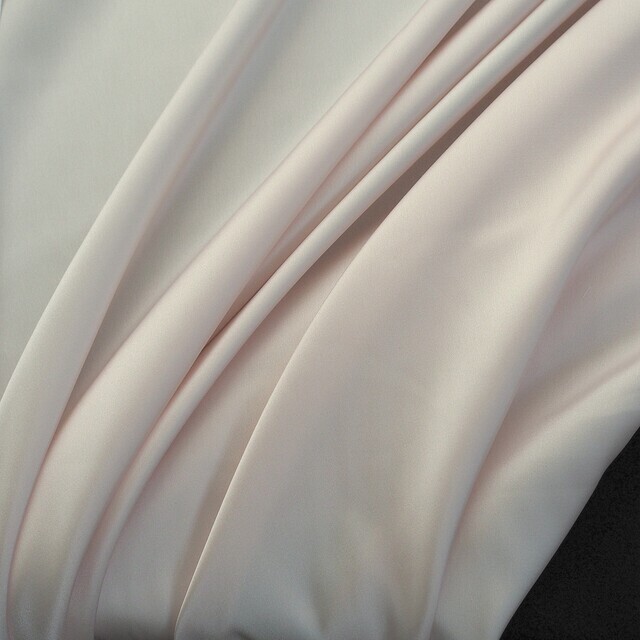 Stretch Imitat Seiden Satin in tollem Cream | Ansicht: Stretch Imitat Seiden Satin in tollem Cream